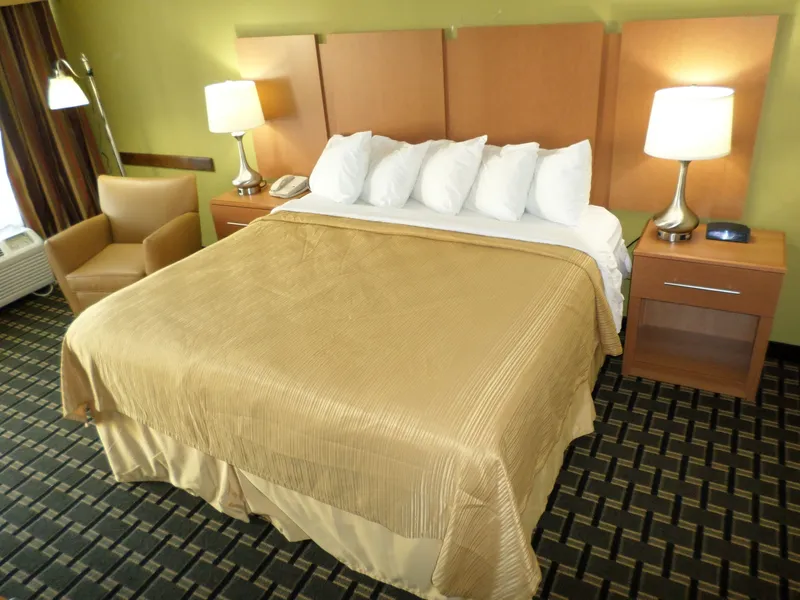 Clarion Inn Southern Pines - Pinehurst hotel detail image 6