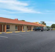Econo Lodge Cornersville I-65 hotel detail image 7