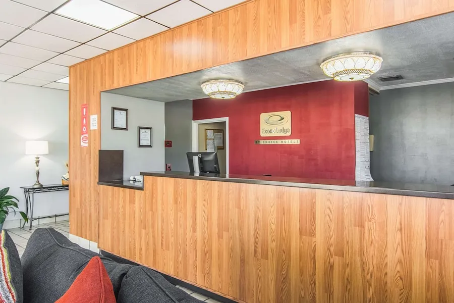 Econo Lodge Fort Payne hotel detail image 2
