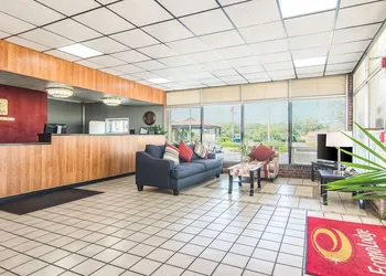 Econo Lodge Fort Payne hotel thumbnail 4