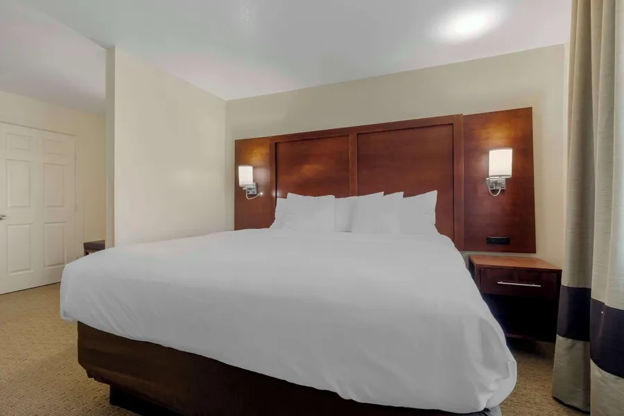 Comfort Suites Benbrook - Fort Worth Southwest hotel detail image 6
