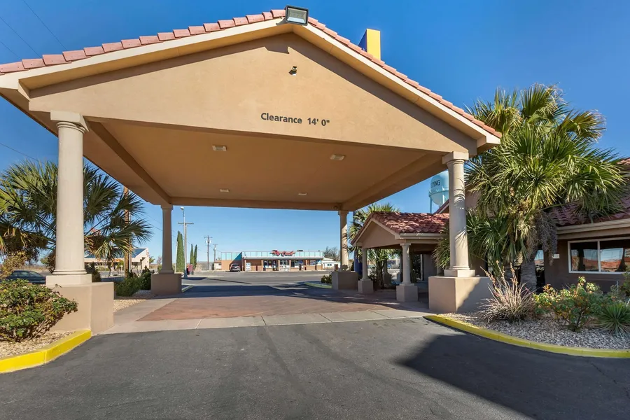Comfort Inn & Suites Deming hotel detail image 2