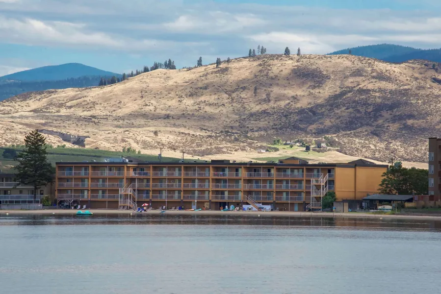 Coast Osoyoos Beach Hotel hotel detail image 2