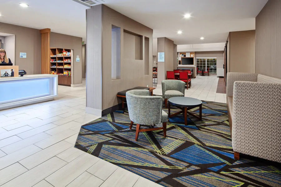 Holiday Inn Express & Suites Tulare by IHG hotel detail image 2