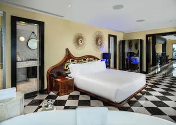 SLS South Beach hotel thumbnail 6