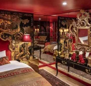 Petit Ermitage hotel detail image 7