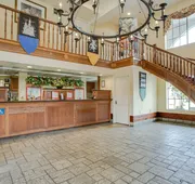 Castle Inn and Suites hotel detail image 5