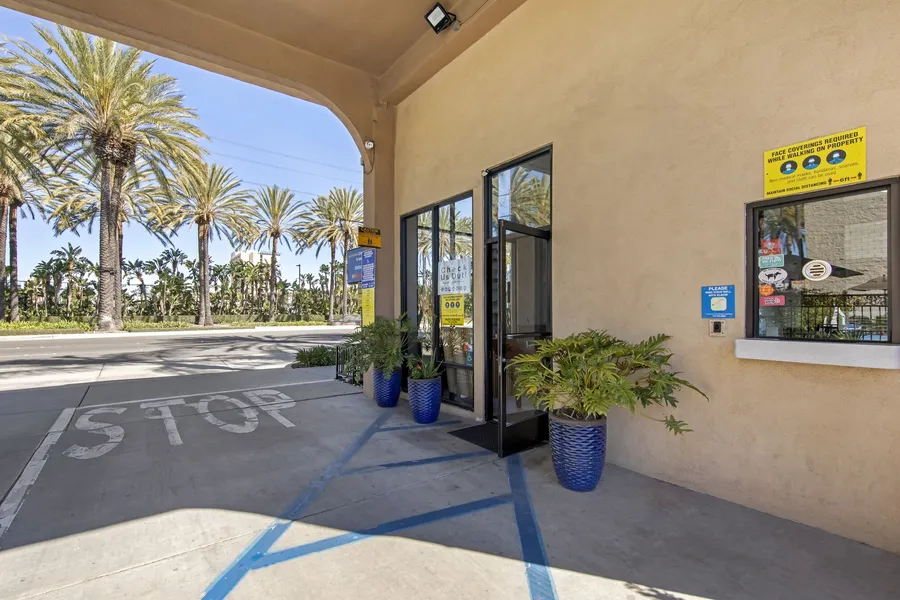 Anaheim Discovery Inn & Suites hotel detail image 6