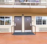 Anaheim Discovery Inn & Suites hotel detail image 7