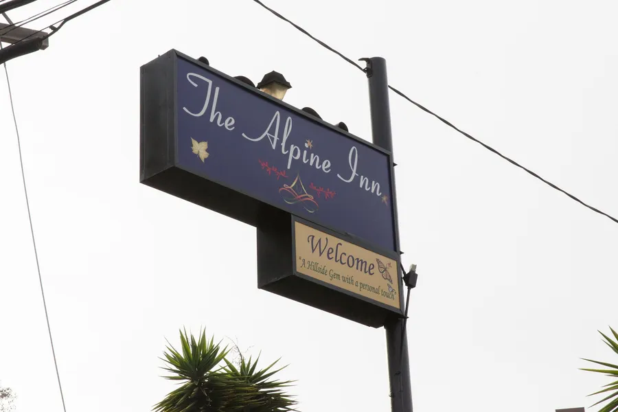 Alpine Inn And Suites hotel detail image 6