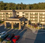 Yosemite Southgate Hotel & Suites hotel detail image 3