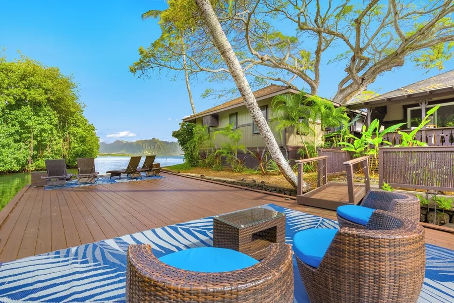 Paradise Bay Resort hotel detail image 2