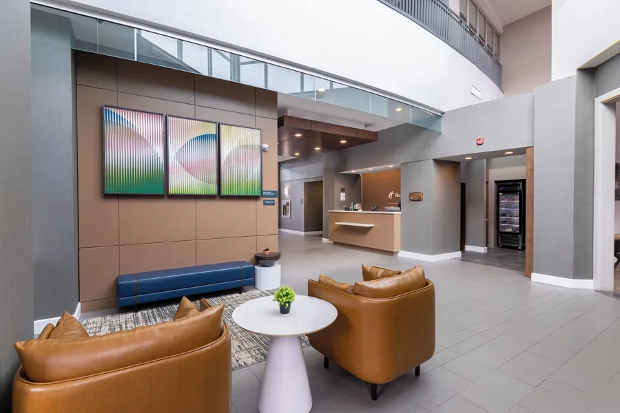 Holiday Inn Hotel & Suites London by IHG hotel detail image 2
