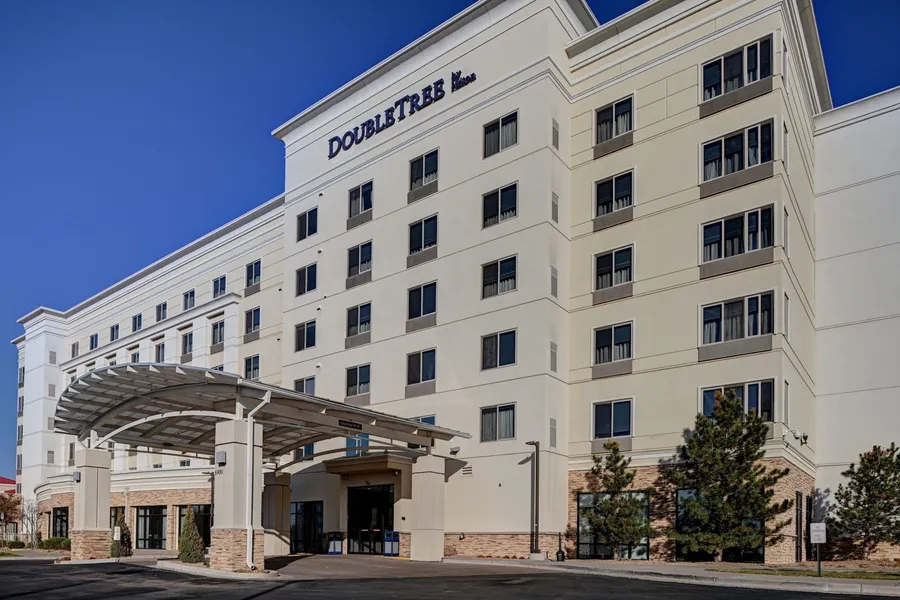DoubleTree by Hilton Denver International Airport hotel detail image 2
