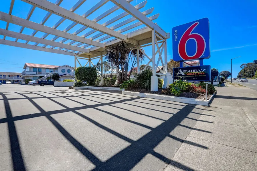 Motel 6 Fort Bragg, CA hotel detail image 2