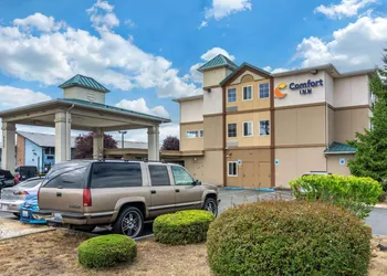 Comfort Inn Tacoma hotel thumbnail 2