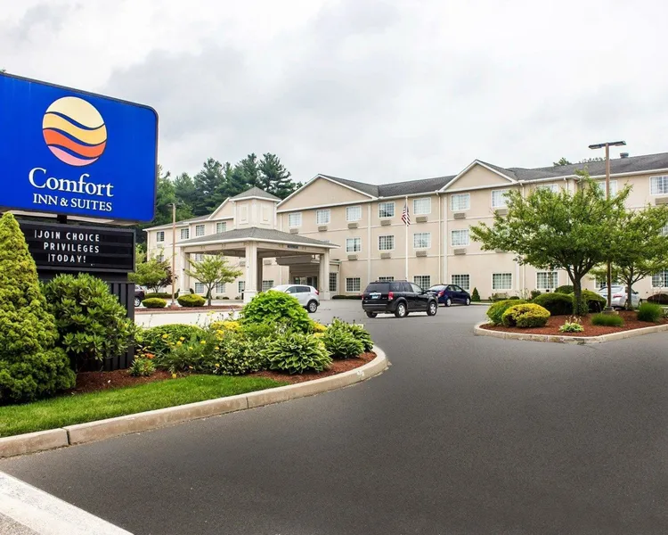 Comfort Inn & Suites Dayville - Killingly Industrial Park hotel detail image 2