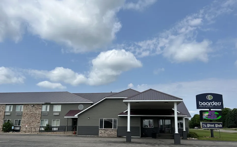 Boarders Inn & Suites by Cobblestone Hotels - Munising hotel detail image 2