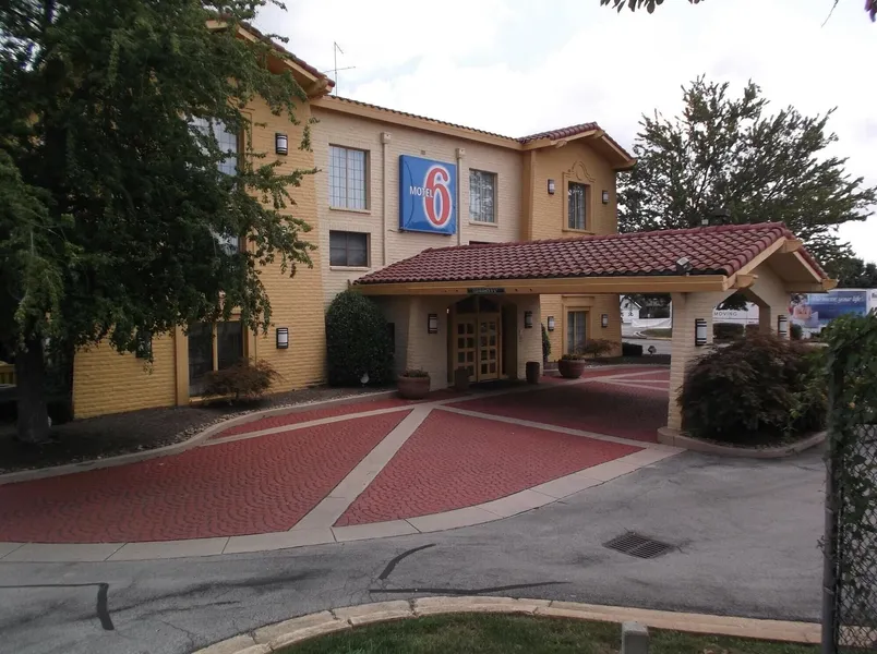 Motel 6 Knoxville, TN hotel detail image 2