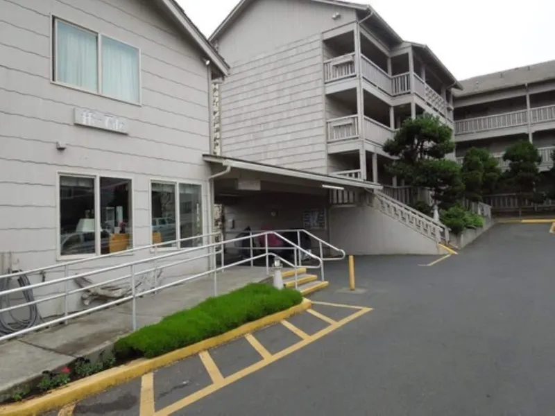 Hi-Tide Oceanfront Inn hotel detail image 2
