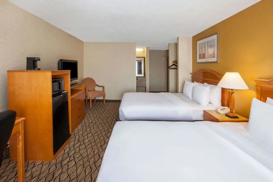 Americas Best Value Inn Canton hotel detail image 6