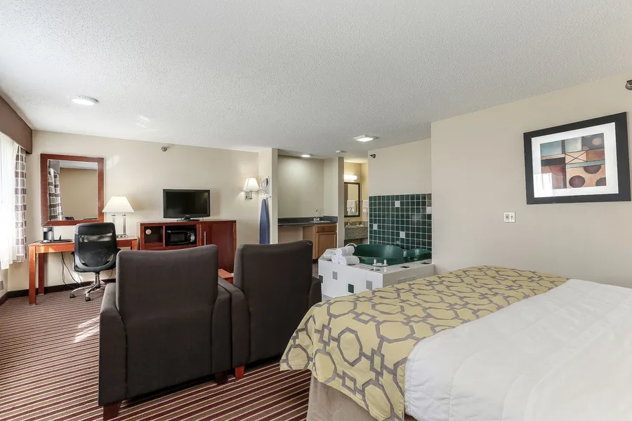 Baymont by Wyndham Bowling Green hotel detail image 6