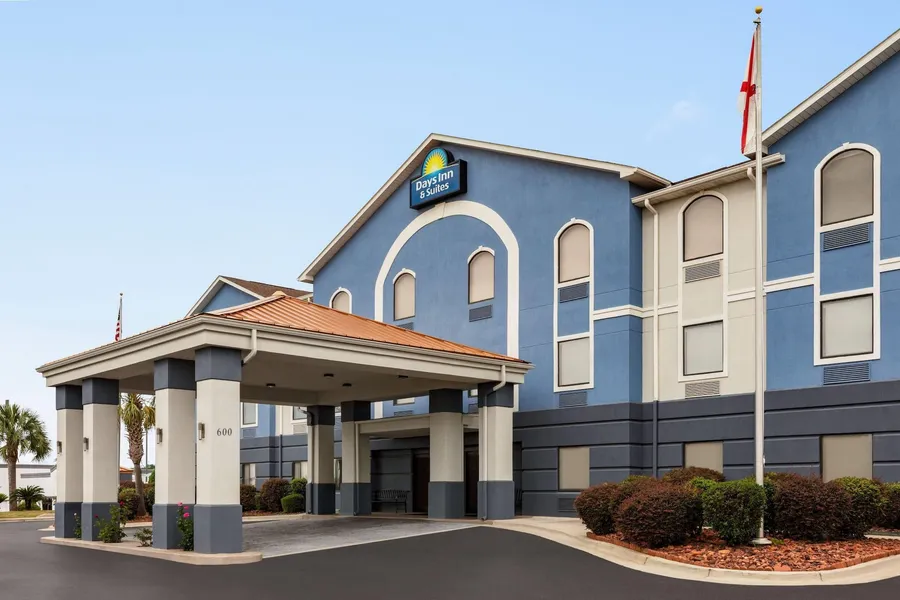 Days Inn & Suites by Wyndham Prattville-Montgomery hotel detail image 2