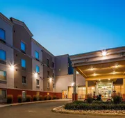 Best Western Plus Bowmanville hotel detail image 3
