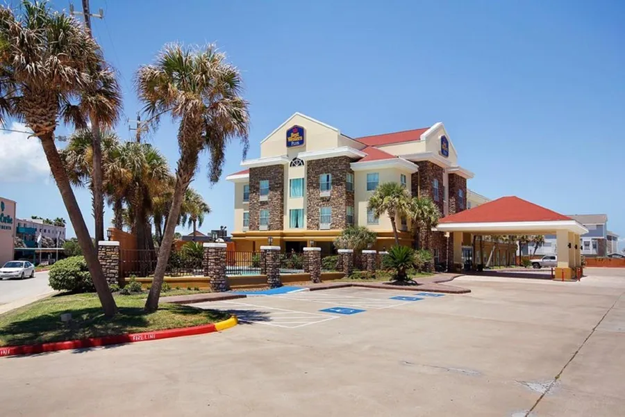 Best Western Plus Seawall Inn & Suites By The Beach hotel detail image 2