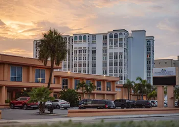 Dolphin Beach Resort hotel thumbnail 4