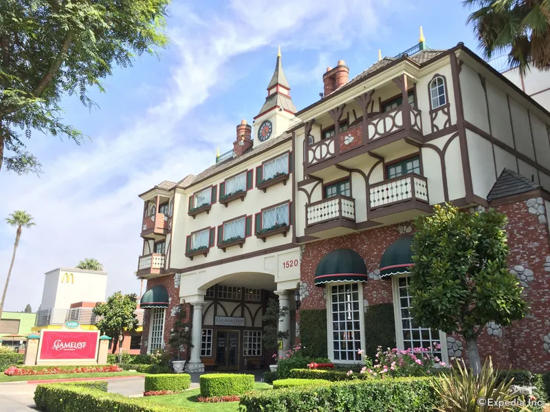 Anaheim Camelot Inn & Suites hotel detail image 2