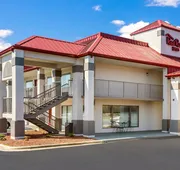 Red Roof Inn Fayetteville I-95 hotel detail image 3