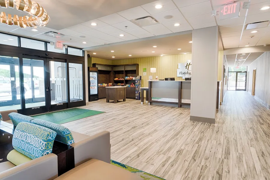 Holiday Inn Knoxville N - Merchant Drive by IHG hotel detail image 6
