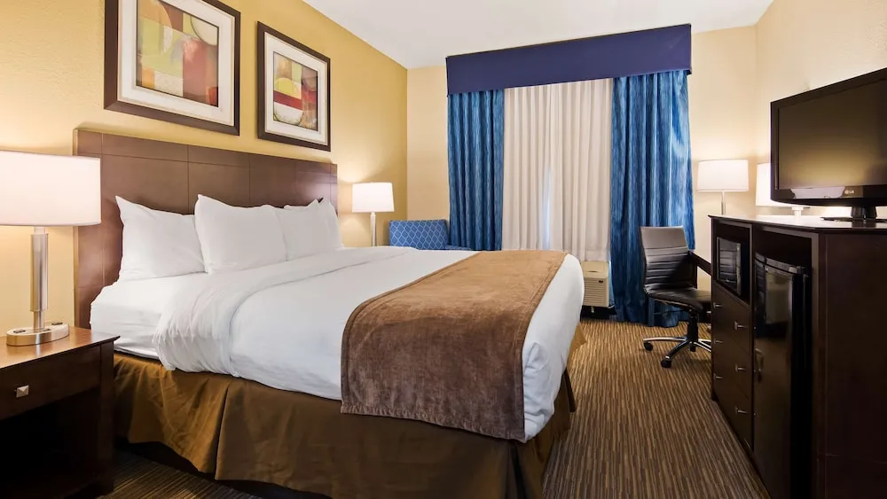 Best Western Port Huron Blue Water Bridge hotel detail image 6