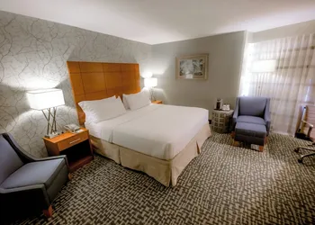 Holiday Inn Raleigh Downtown By IHG hotel thumbnail 5