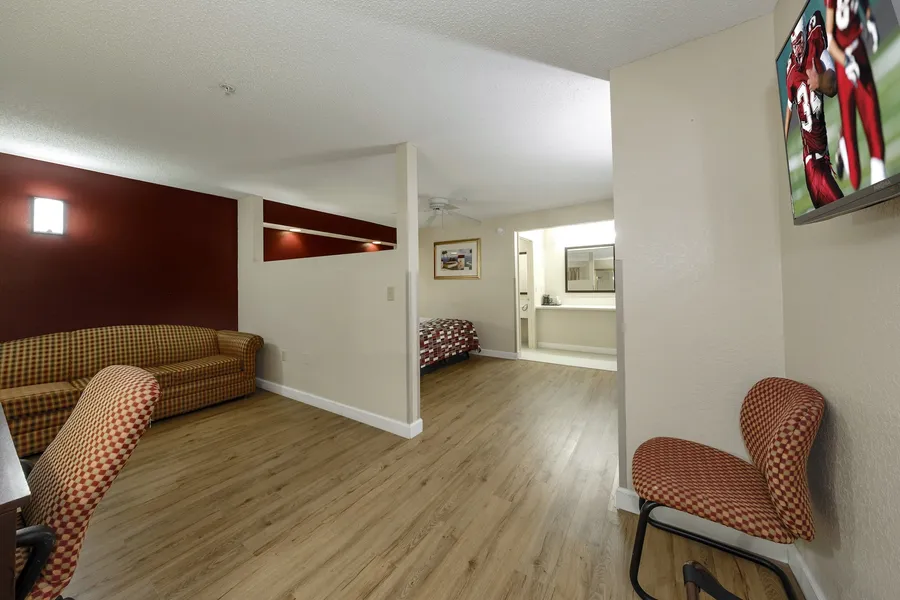 Red Roof Inn Ellenton – Bradenton NE hotel detail image 6