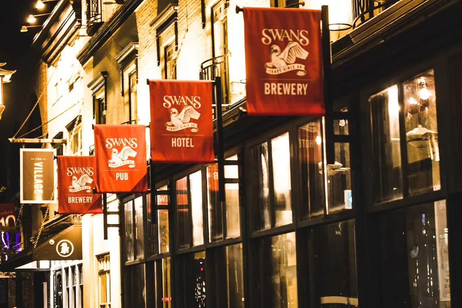 Swans Brewery, Pub and Hotel hotel detail image 2