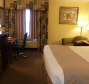 Baymont by Wyndham Arlington At Six Flags Dr hotel detail image 7