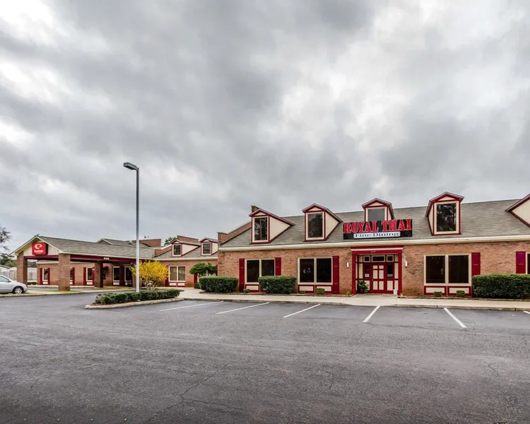Econo Lodge Inn & Suites Enterprise hotel detail image 2