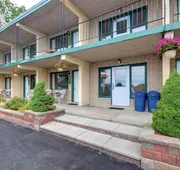 Knights Inn Huntsville, ON hotel detail image 4
