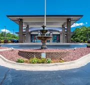 Econo Lodge Inn & Suites Huntsville University Area hotel detail image 3