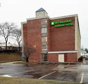 Wyndham Garden Kenosha Harborside hotel detail image 4
