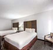 Red Lion Inn & Suites Grants Pass hotel detail image 3