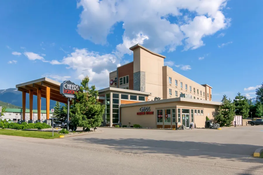 Best Western Plus Revelstoke hotel detail image 2