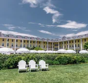 Congress Hall hotel detail image 5