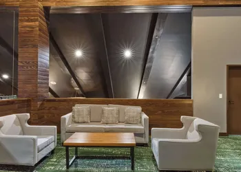 DoubleTree by Hilton Park City - The Yarrow hotel thumbnail 7