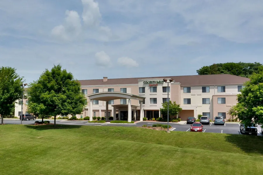 Courtyard by Marriott Danville hotel detail image 2