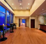 Courtyard by Marriott Montreal Downtown hotel detail image 7