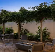 Courtyard New Haven at Yale hotel detail image 5