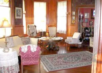 Pensacola Victorian B&B hotel thumbnail 3